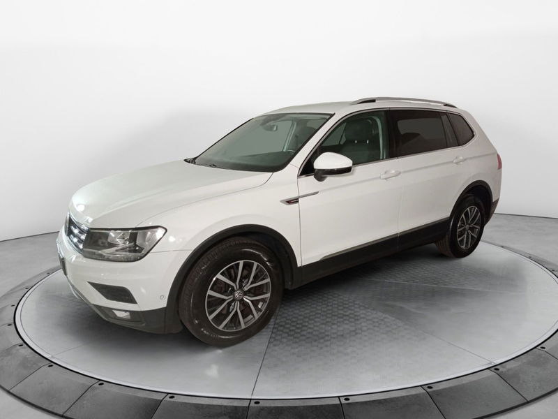 Volkswagen Tiguan Allspace 2.0 TDI SCR DSG 4MOTION Business BMT  del 2018 usata a Carnago