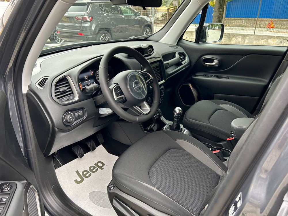 Jeep Renegade nuova a Ancona (10)