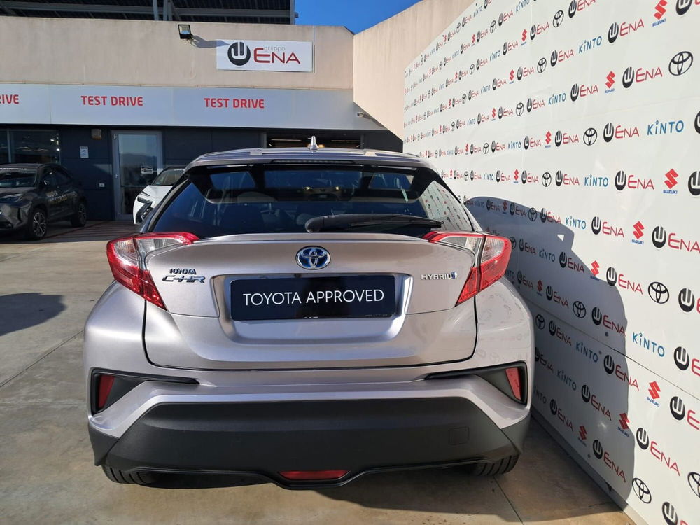 Toyota Toyota C-HR usata a Cagliari (8)