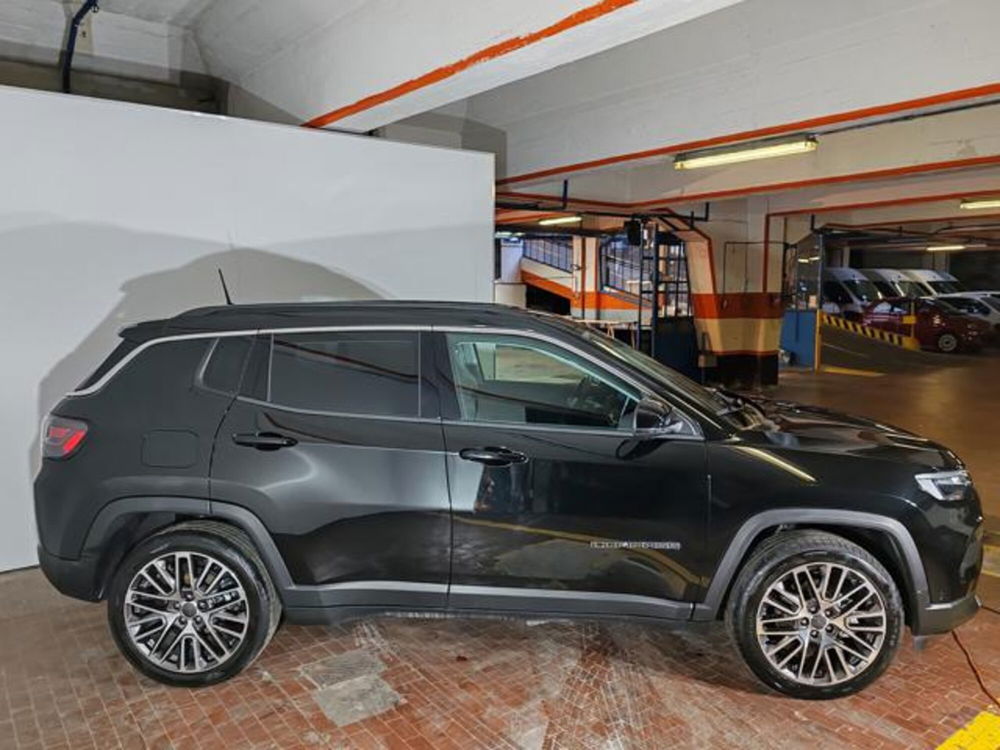 Jeep Compass nuova a Torino (8)