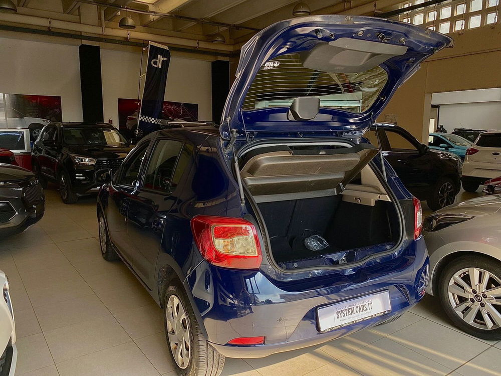 Dacia Sandero usata a Monza e Brianza (6)