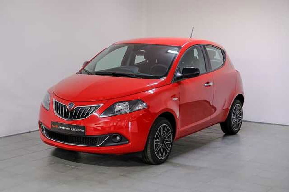 Lancia Ypsilon usata a Catanzaro