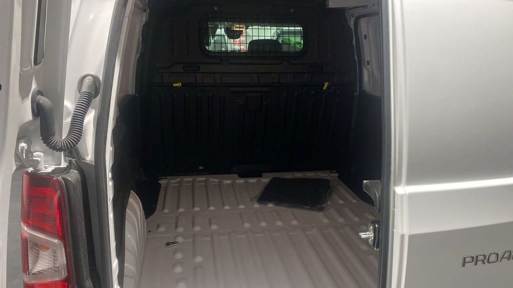 Toyota Proace City nuova a Bergamo (10)