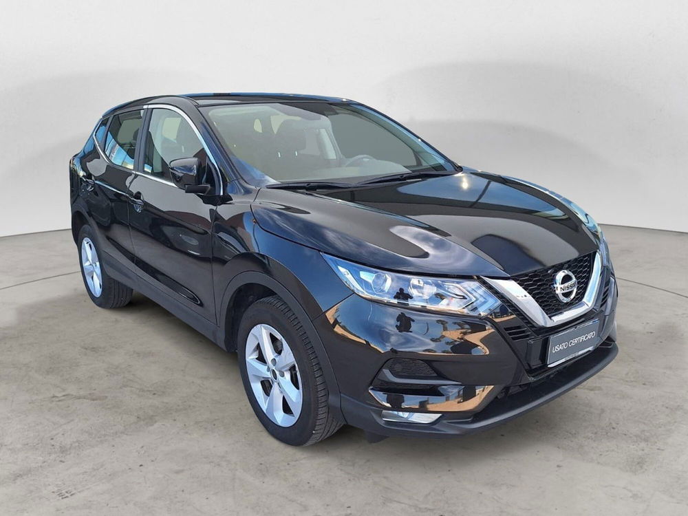 Nissan Qashqai usata a Bari (2)