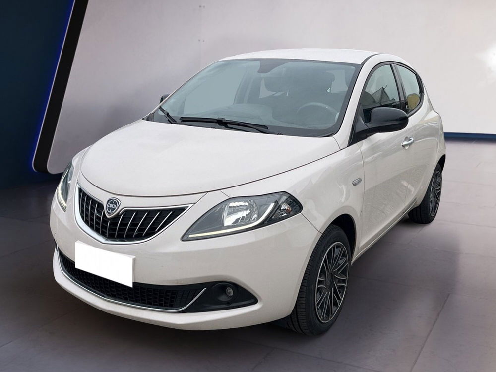 Lancia Ypsilon usata a Torino (2)