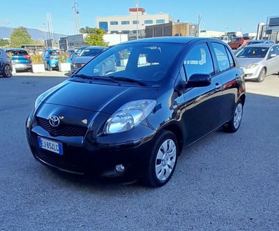 Toyota Yaris 1.0 5 porte Sol  del 2011 usata a Rende