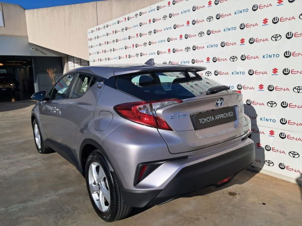 Toyota Toyota C-HR usata a Cagliari (7)