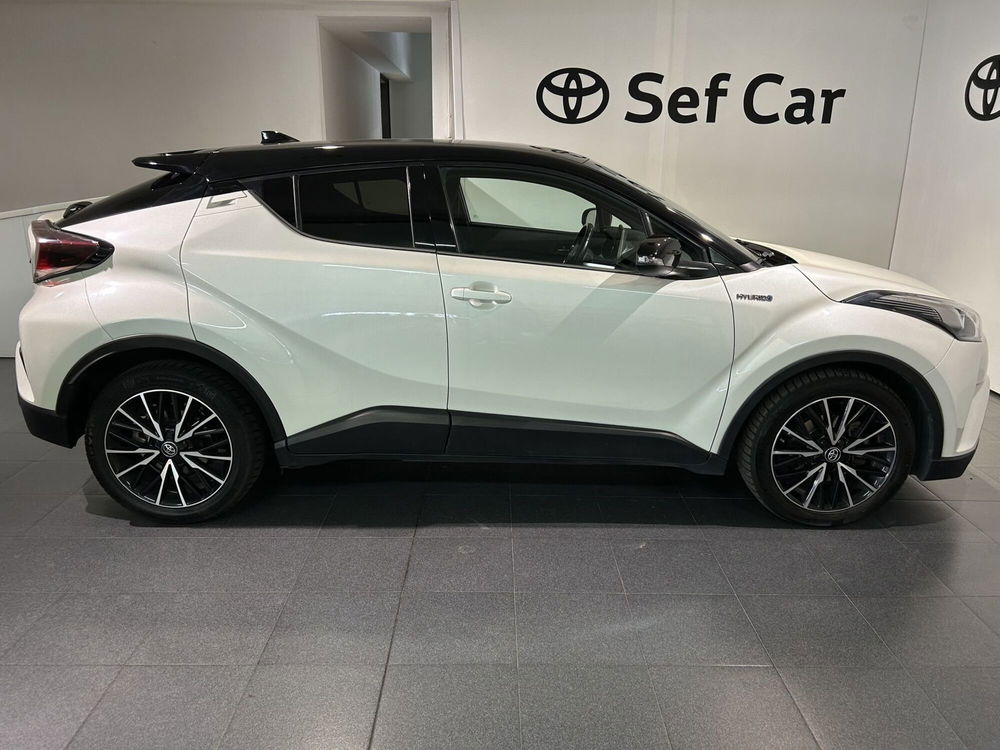 Toyota Toyota C-HR usata a Milano (13)