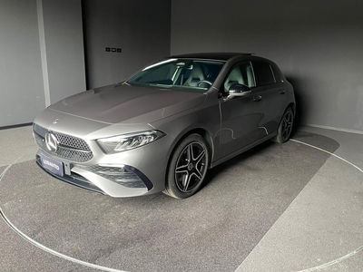 Mercedes-Benz Classe A 250 e Automatic Plug-in hybrid Premium del 2023 usata a Bergamo