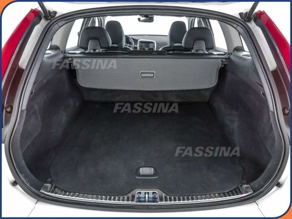 Volvo XC60 usata a Milano (11)