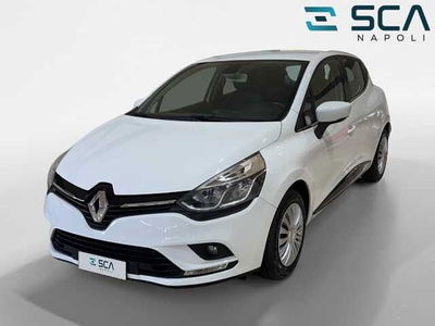 Renault Clio 1.2 75CV 5 porte Zen  del 2016 usata a Napoli