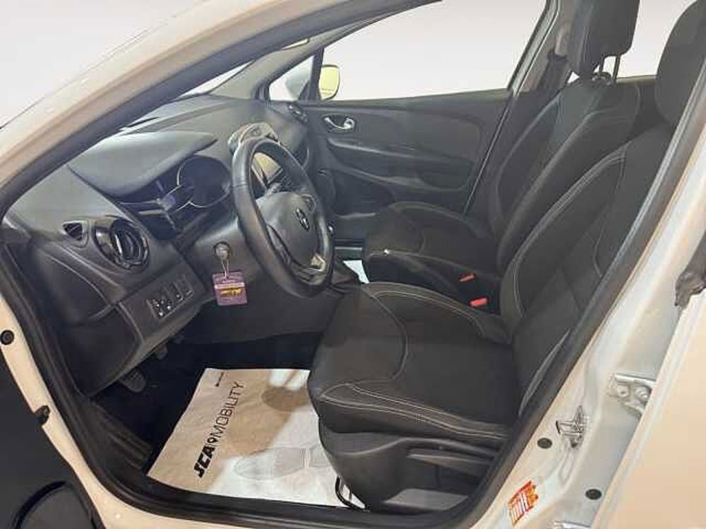 Renault Clio usata a Napoli (9)