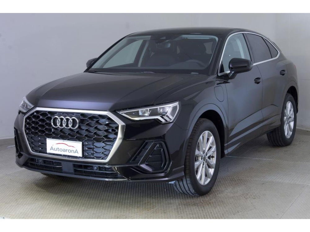 Audi Q3 Sportback nuova a Novara