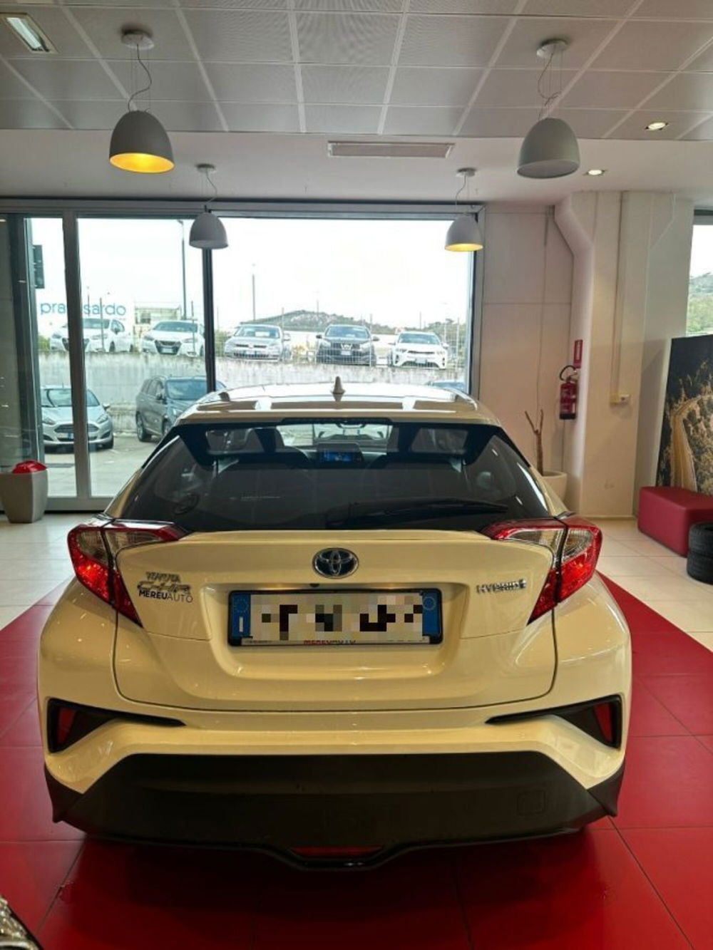 Toyota Toyota C-HR usata a Sassari (3)