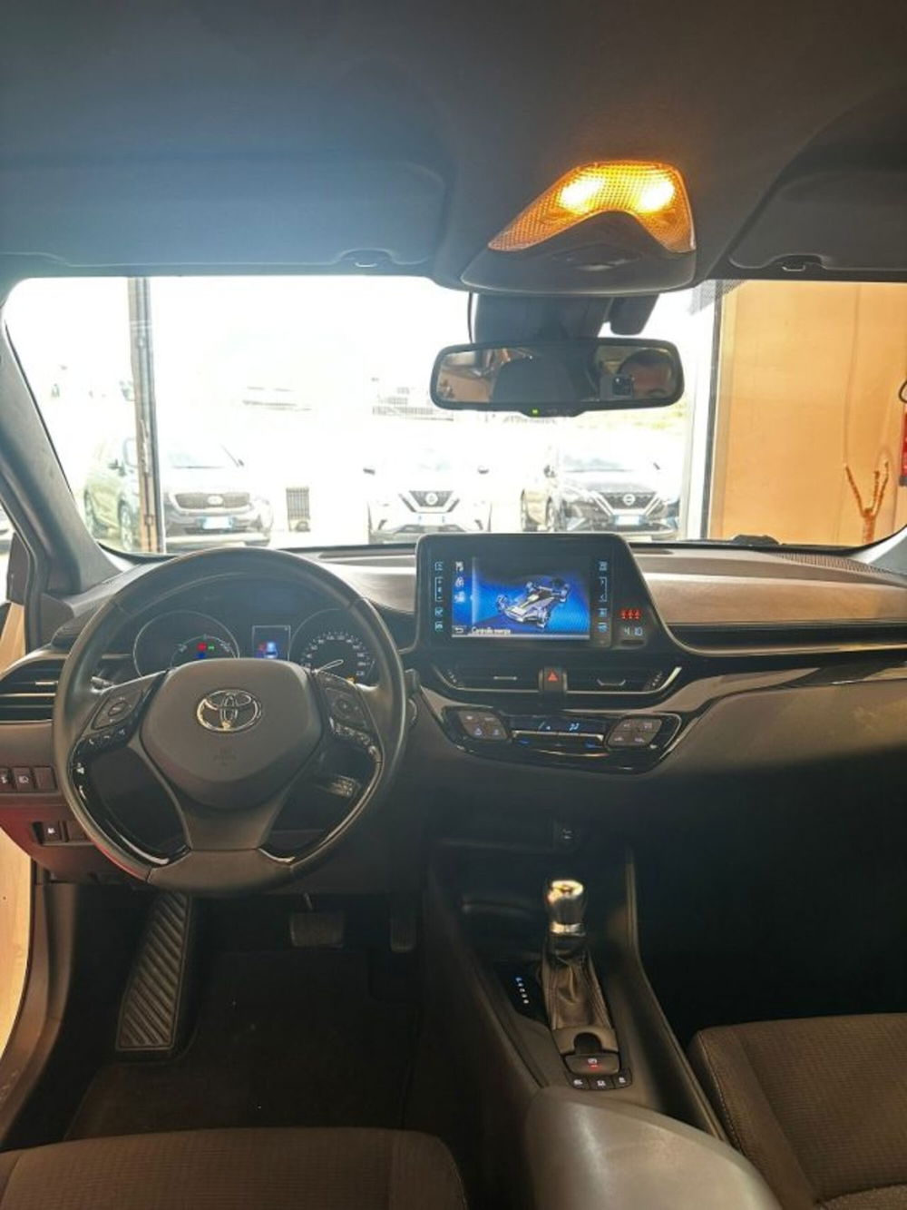 Toyota Toyota C-HR usata a Sassari (9)