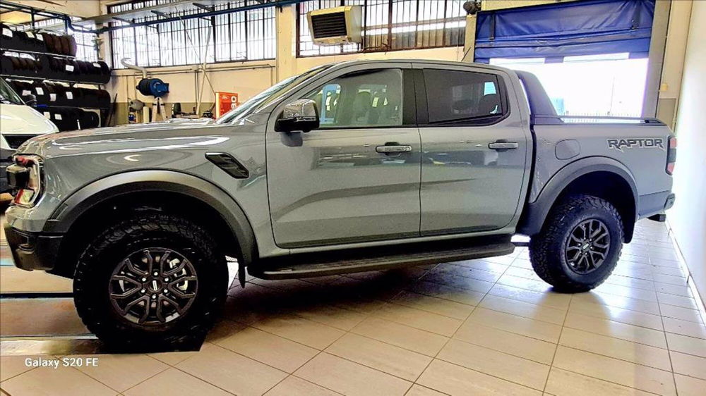 Ford Ranger Pick-up nuova a Milano (6)