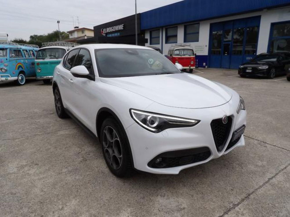 Alfa Romeo Stelvio usata a Treviso (7)