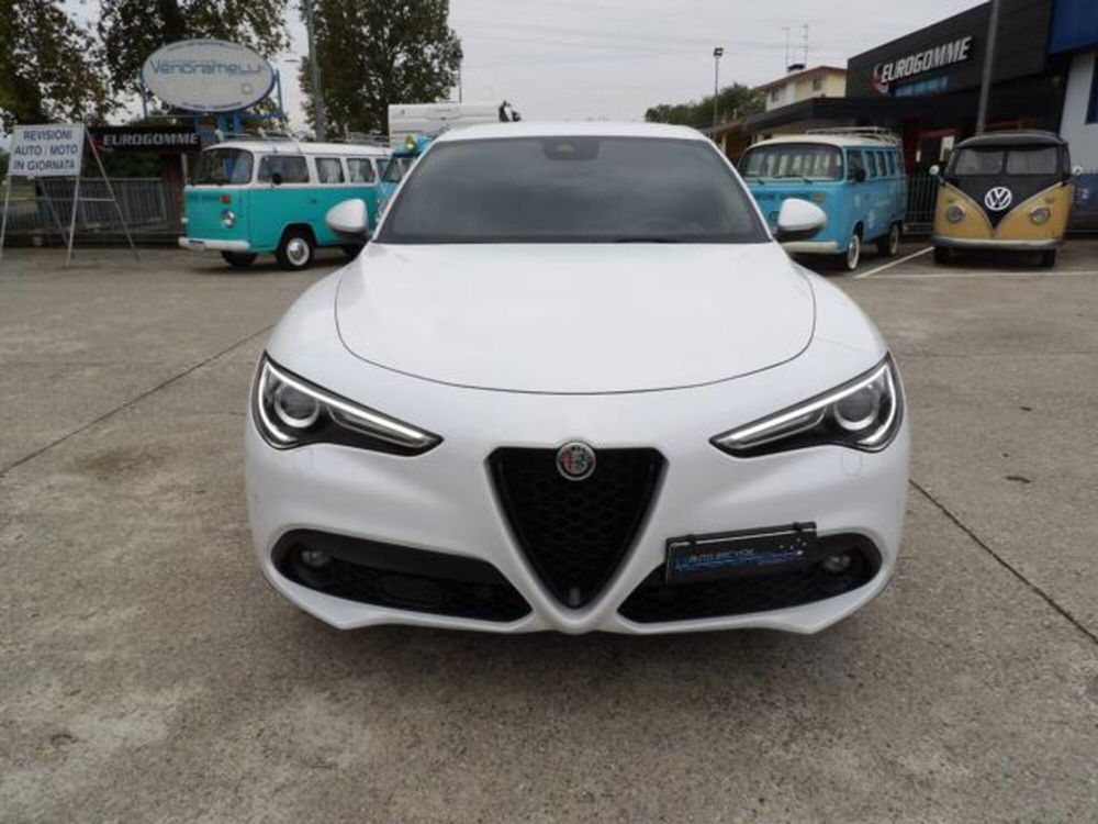 Alfa Romeo Stelvio usata a Treviso (8)