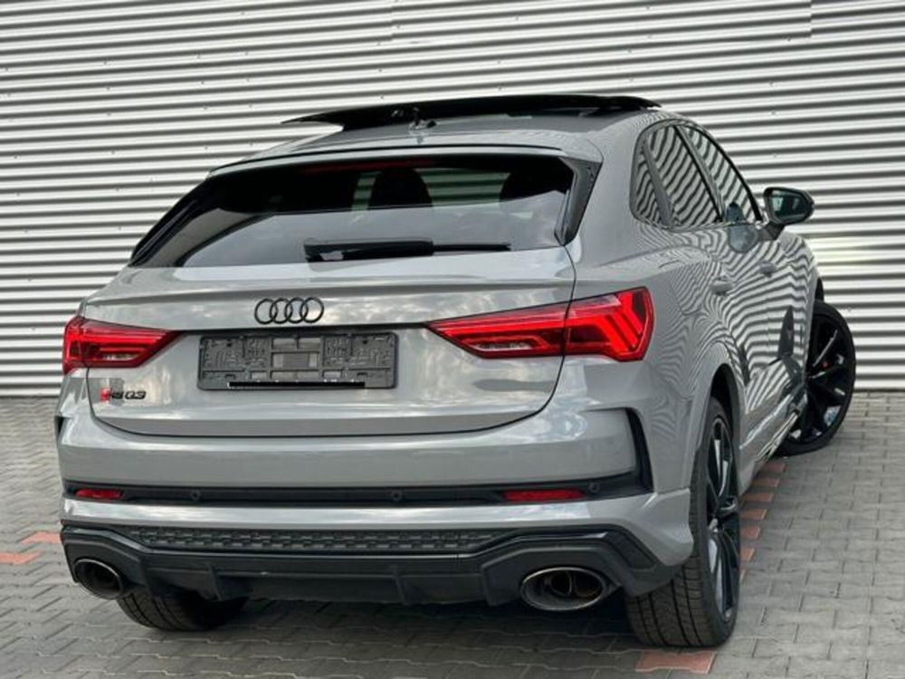 Audi RS Q3 Sportback usata a Napoli (4)