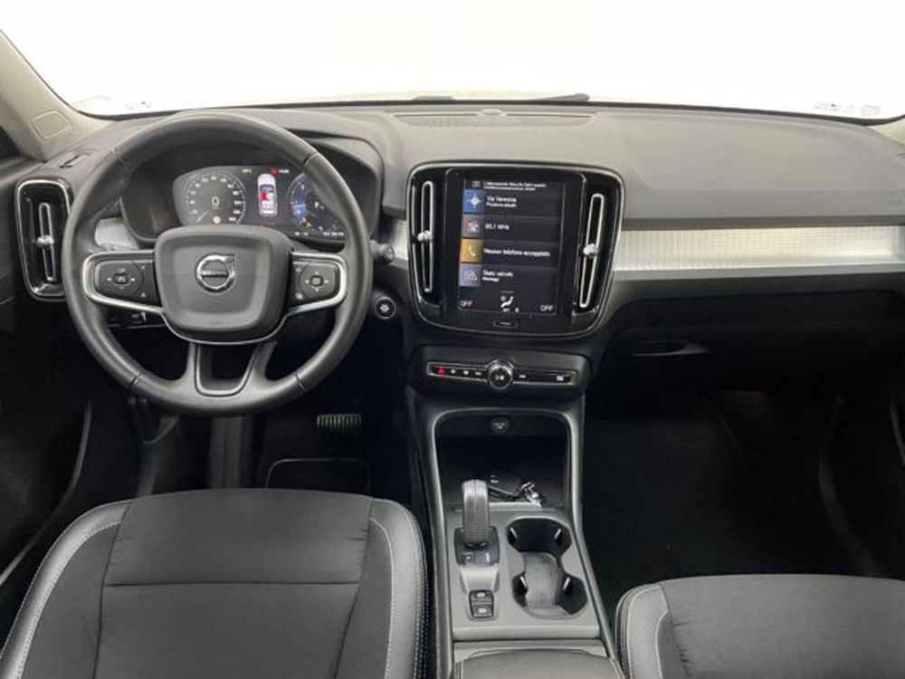 Volvo XC40 usata a Como (4)