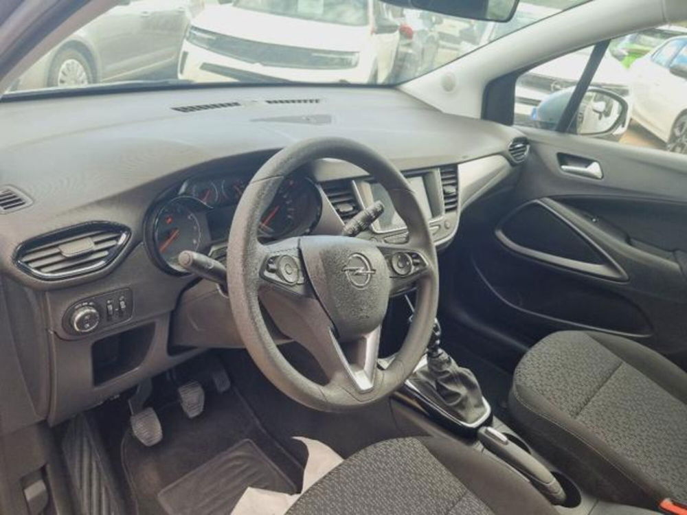 Opel Crossland X usata a Savona (14)