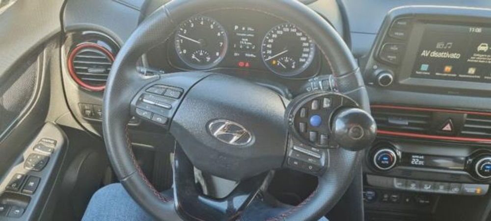 Hyundai Kona usata a Savona (8)