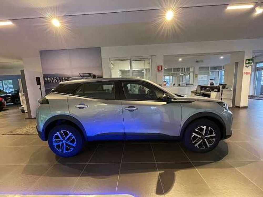 Peugeot 2008 nuova a Vibo Valentia (4)