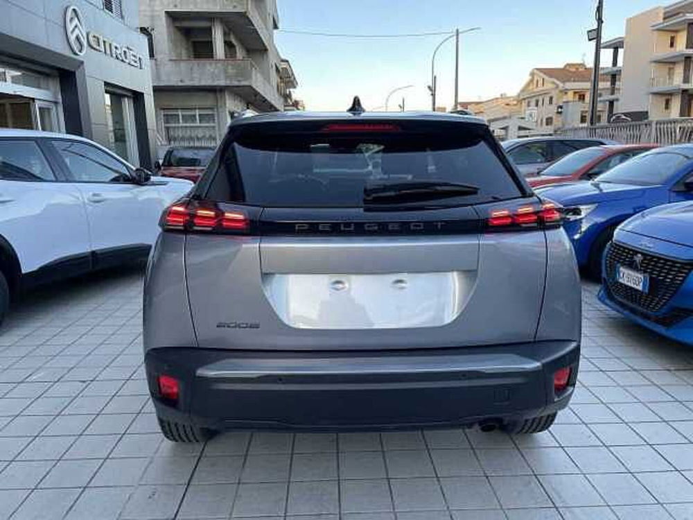 Peugeot 2008 nuova a Vibo Valentia (6)