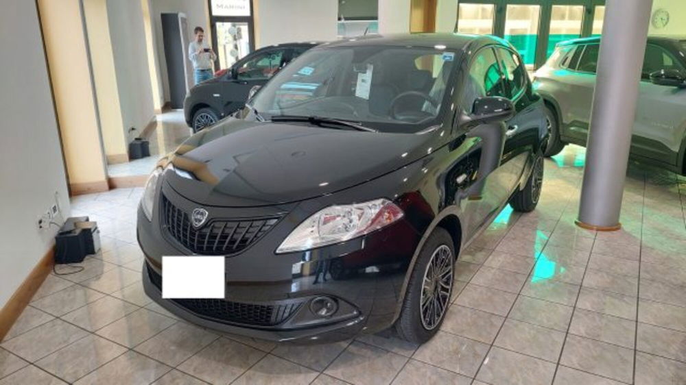 Lancia Ypsilon nuova a Brescia