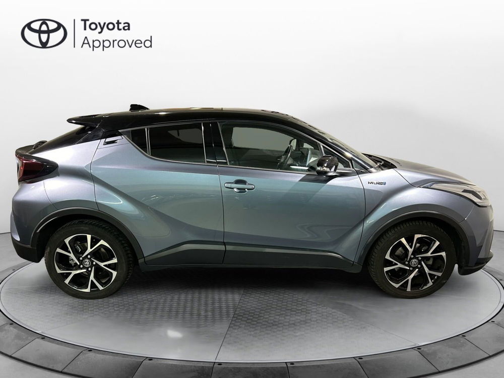 Toyota Toyota C-HR usata a Milano (14)