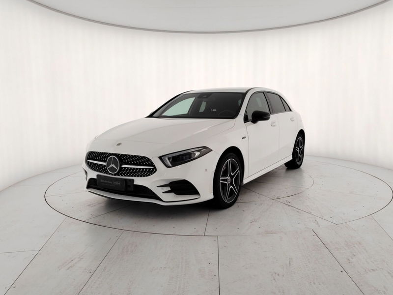 Mercedes-Benz Classe A 250 e Automatic EQ-Power Premium del 2021 usata a Casalecchio di Reno