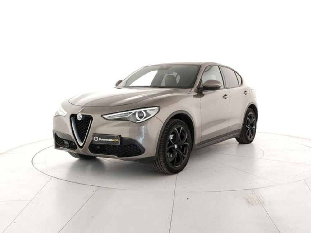 Alfa Romeo Stelvio usata a Modena (2)