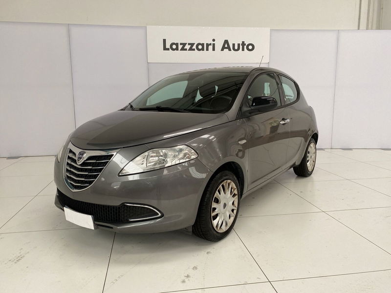 Lancia Ypsilon 1.2 69 CV 5 porte Gold  del 2013 usata a Cornegliano Laudense