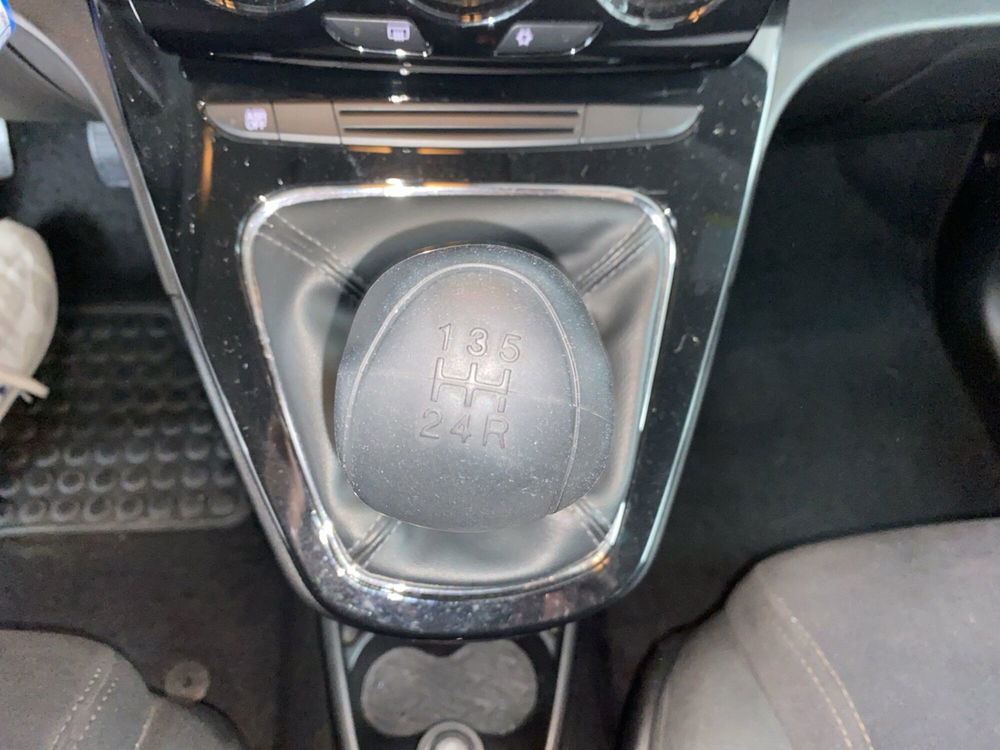 Lancia Ypsilon usata a Lodi (12)