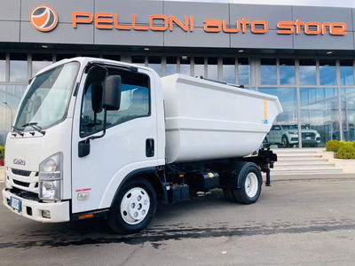 Isuzu NPR/NKR 1a serie NPR 69 3.1 diesel PM Telaio Cabinato del 2016 usata a Modena