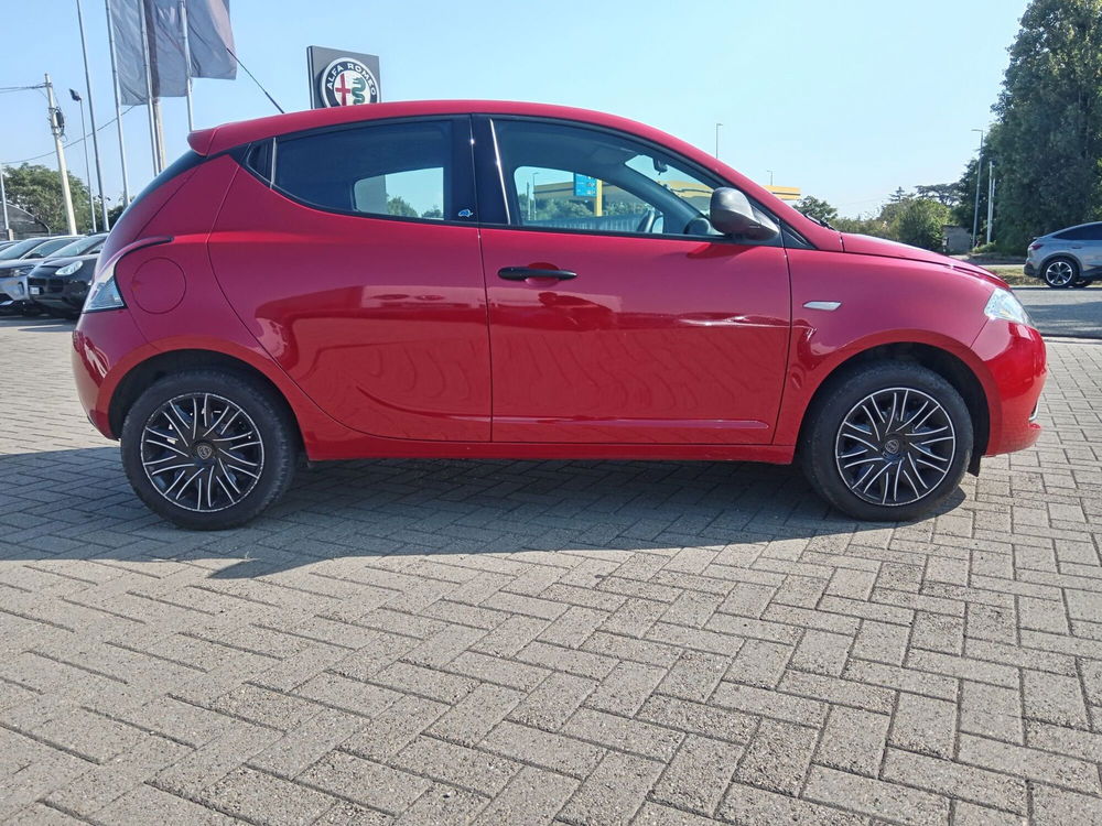 Lancia Ypsilon usata a Alessandria (4)