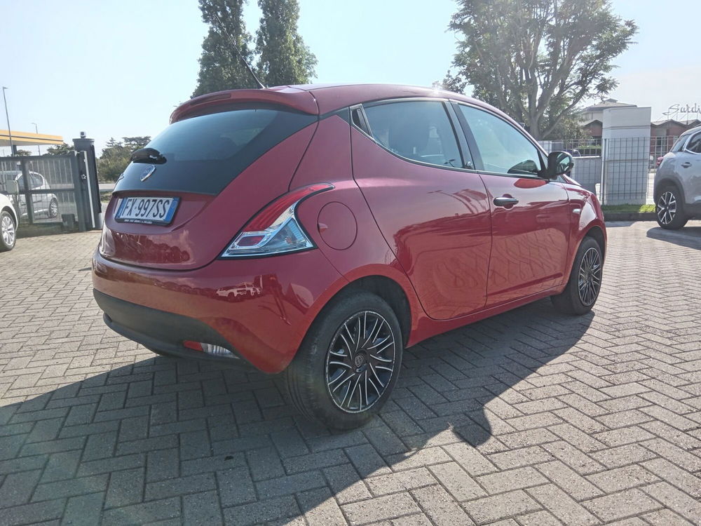 Lancia Ypsilon usata a Alessandria (5)