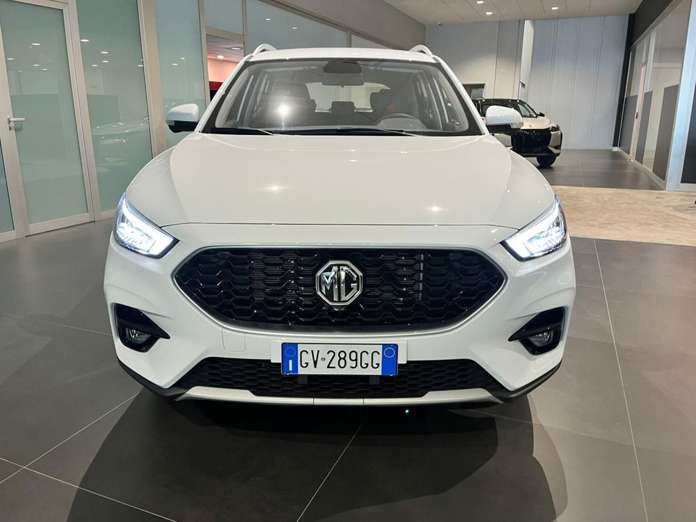 Mg ZS nuova a Milano (2)