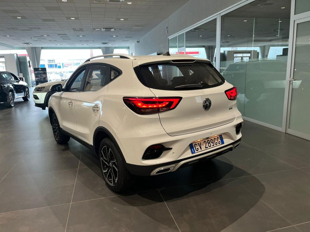 Mg ZS nuova a Milano (6)