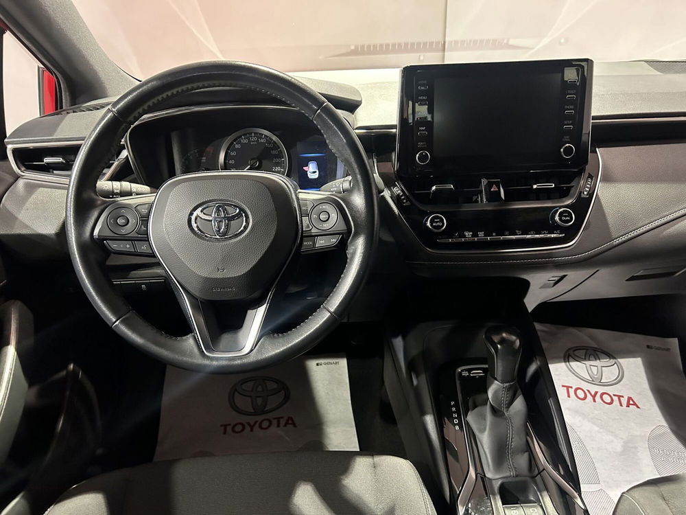 Toyota Corolla Touring Sports usata a Milano (10)