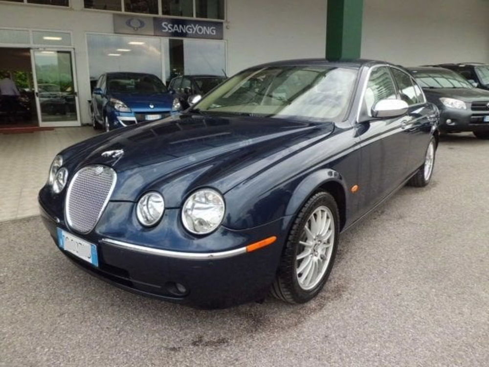 Jaguar S-Type usata a Pordenone