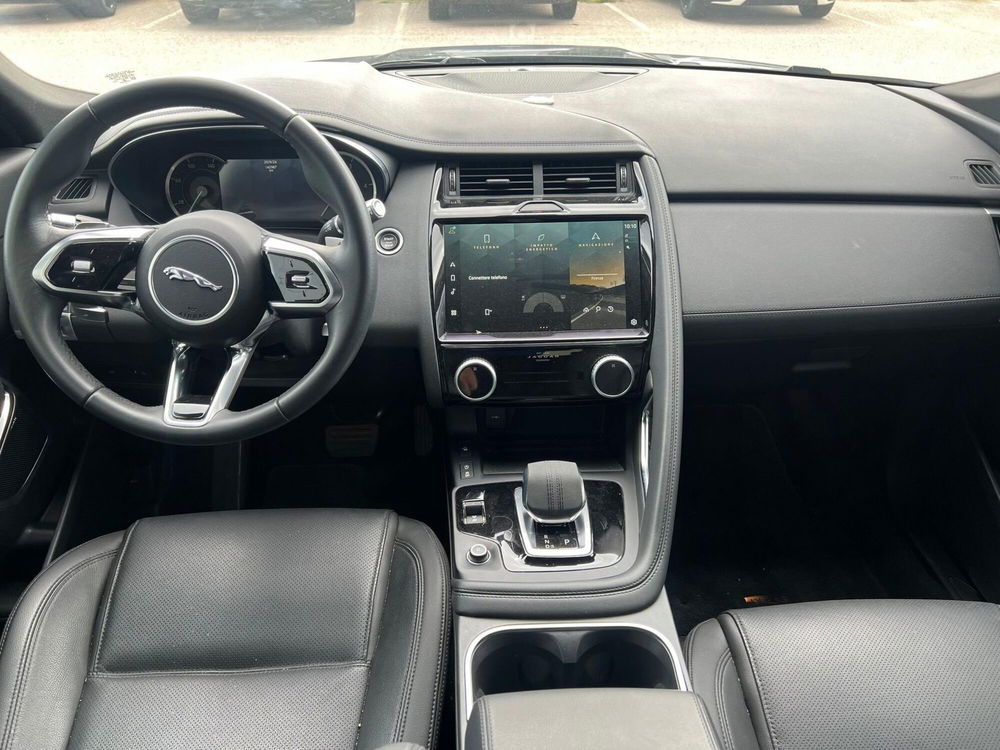 Jaguar E-Pace usata a Arezzo (4)