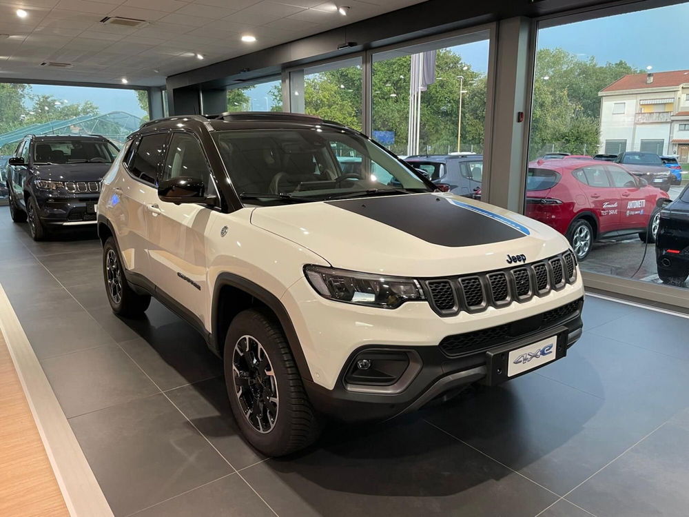 Jeep Compass nuova a Ancona (3)