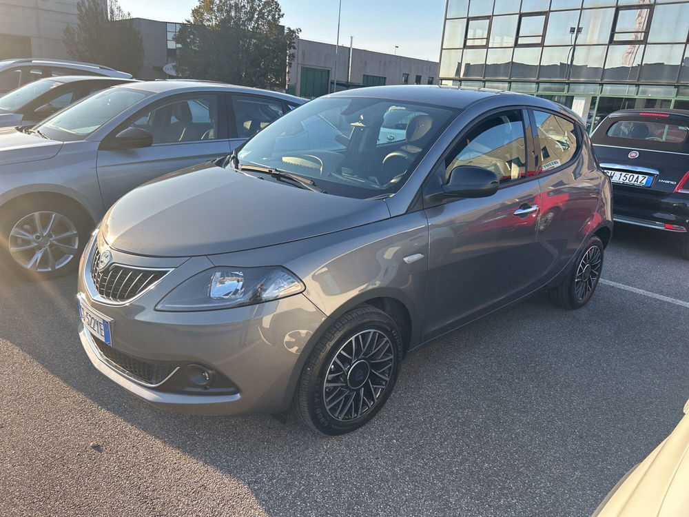 Lancia Ypsilon usata a Bergamo