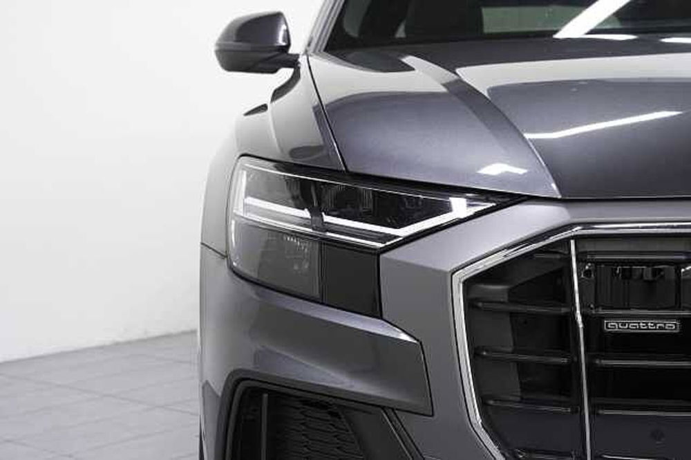 Audi Q8 usata a Como (13)