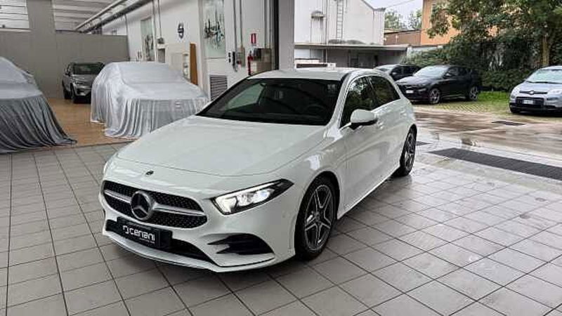 Mercedes-Benz Classe A 180 Automatic Premium  del 2019 usata a Legnano