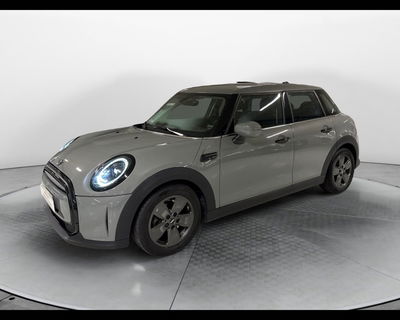 MINI Mini 1.5 Cooper Classic 5 porte  del 2021 usata a Pozzuoli