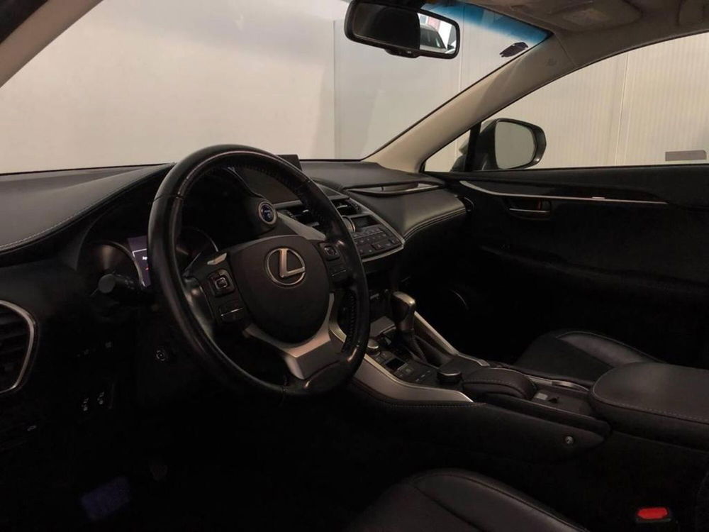 Lexus NX usata a Torino (7)