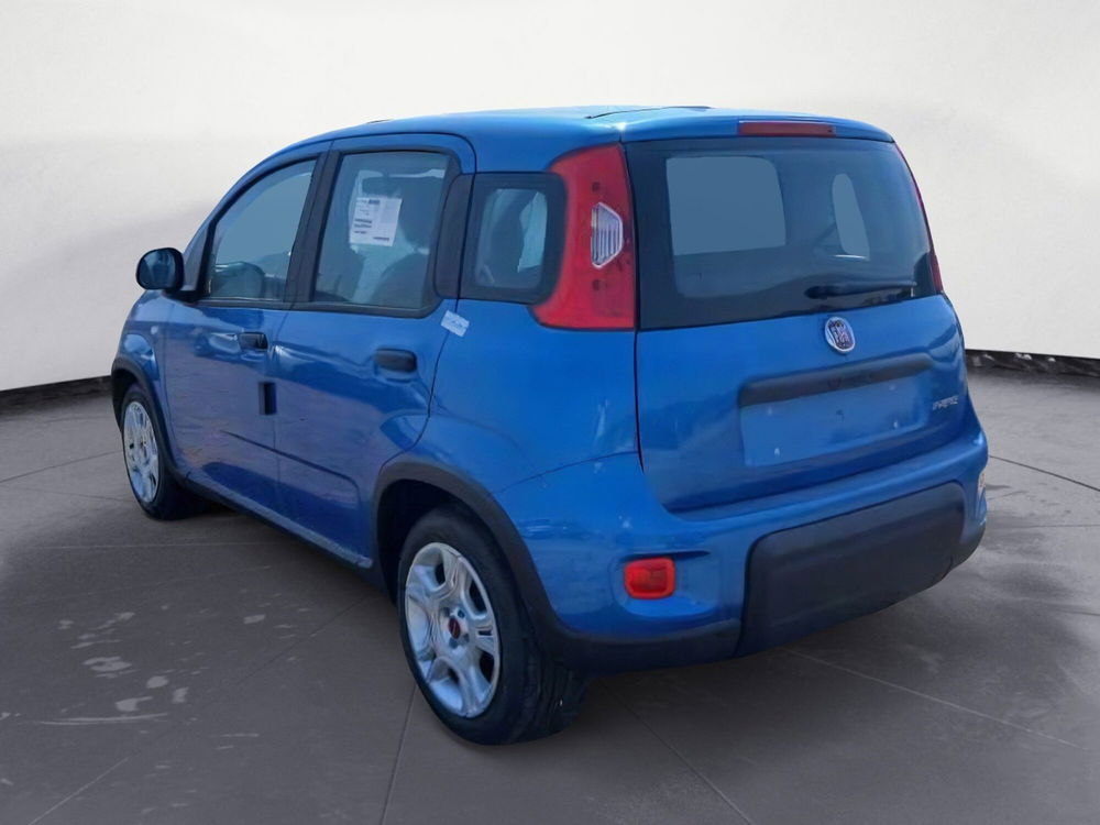 Fiat Panda Cross nuova a Lecce (6)