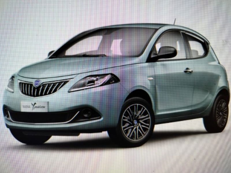 Lancia Ypsilon 1.0 FireFly 5 porte S&amp;S Hybrid Ecochic UnYca del 2024 usata a Cesena